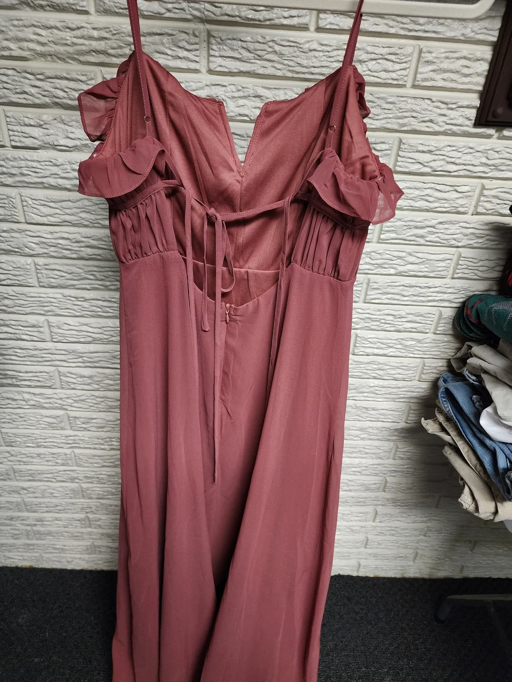 Lulus strapless design
